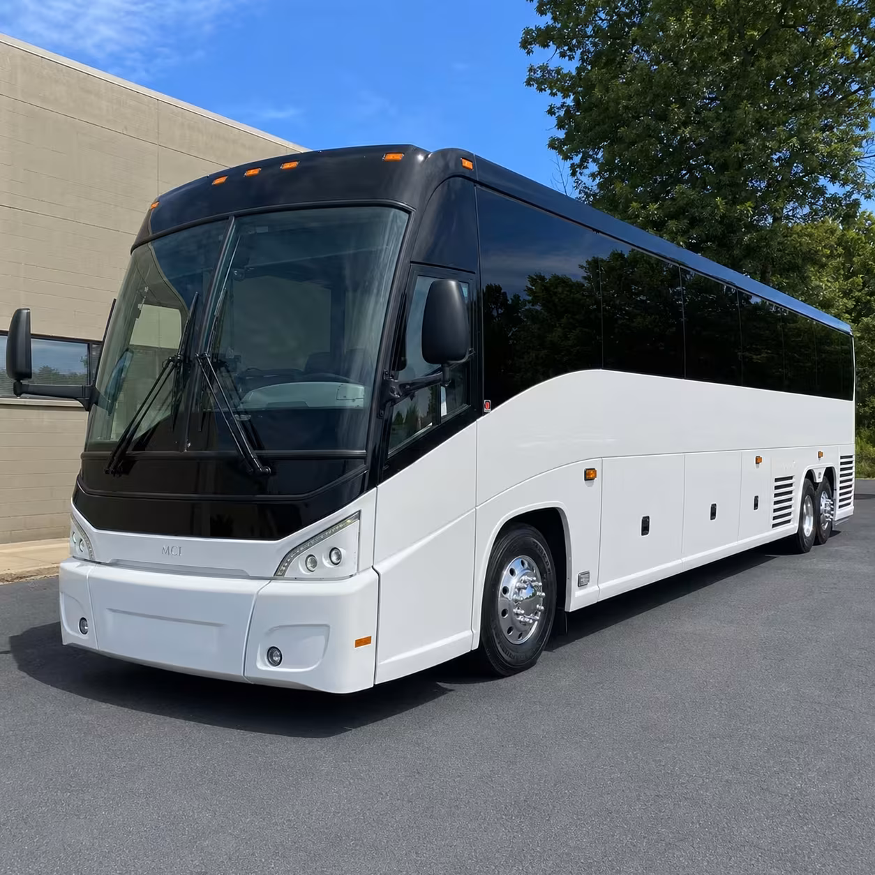 woodbridge charter bus rental fleet